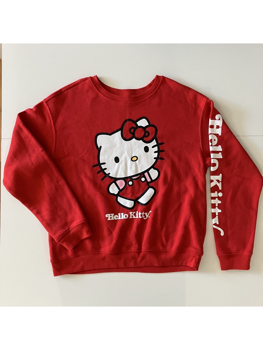 Sanrio Hello Kitty Red Crew Neck Sweatshirt Pullover Comfort Kawaii Sz Medium